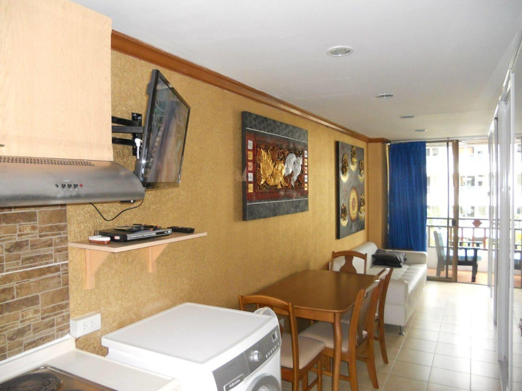 Jomtien Good Luck Apartment ภายนอก รูปภาพ
