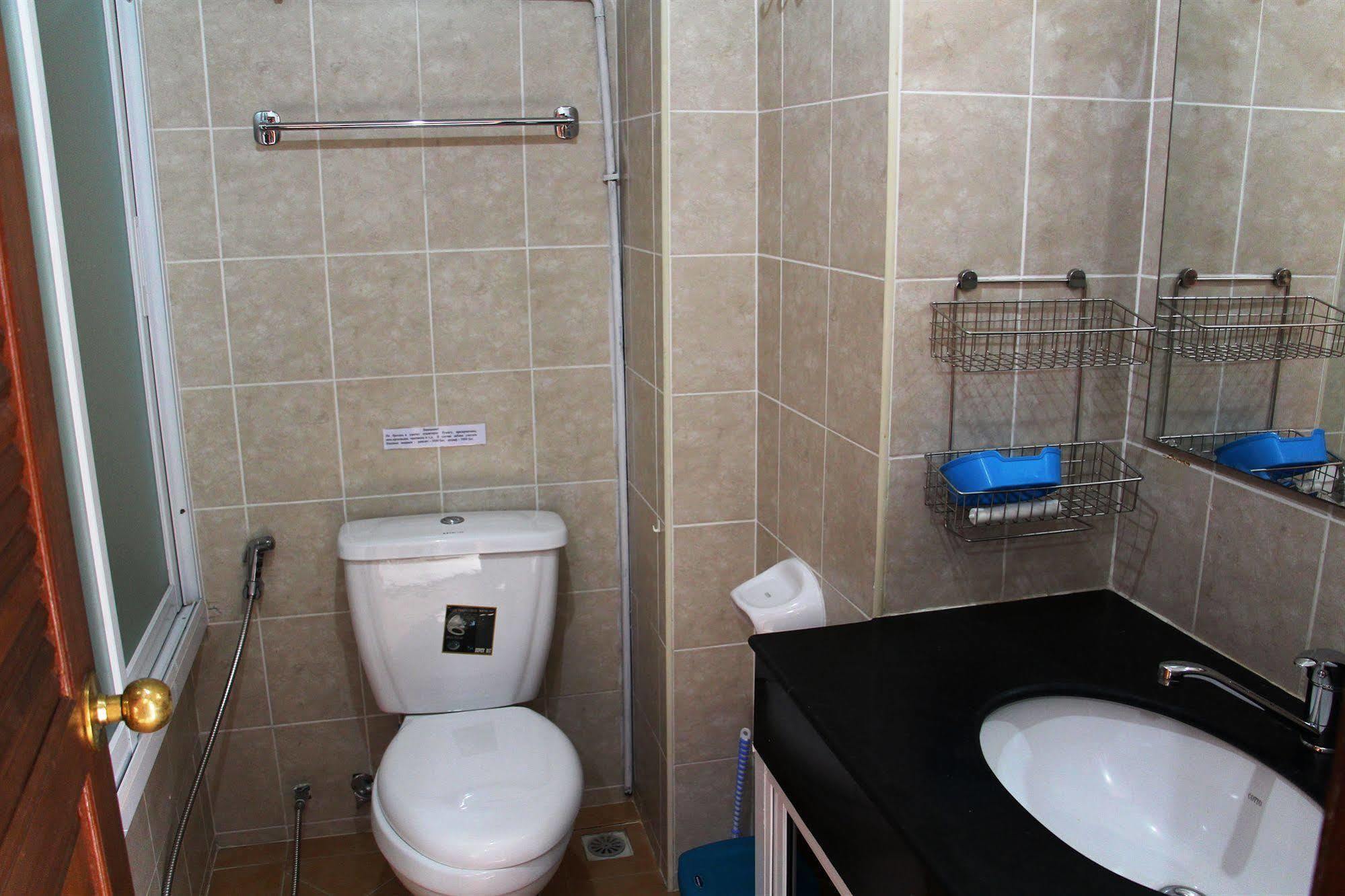 Jomtien Good Luck Apartment ภายนอก รูปภาพ